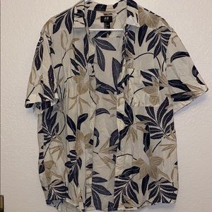 H&M Men’s Dress Button Up shirt